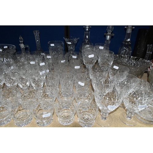 373 - A QUANTITY OF WEBB CORBETT CRYSTAL AND OTHER GLASSWARE, comprising a set of six 'Georgian' pattern s... 