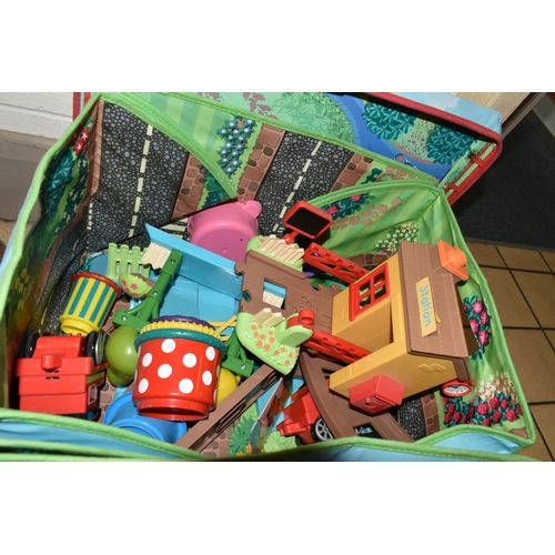 474 - A QUANTITY OF CHILDREN'S PLAY FURNITURE AND EQUIPMENT, comprising a You & Me pink plastic doll's cot... 