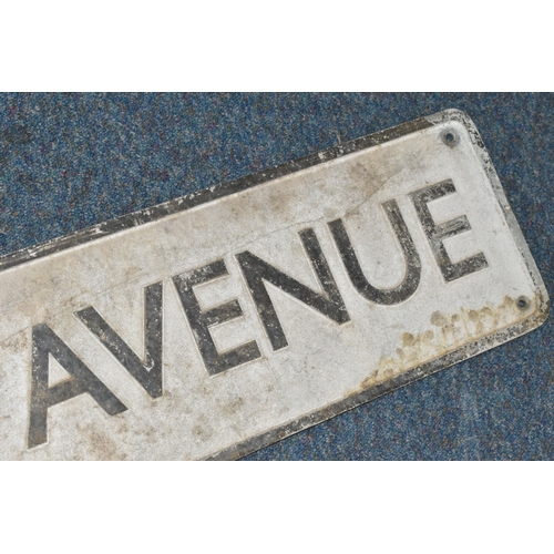 477 - A CAST METAL STREET SIGN, reading 'Elizabeth Avenue', measuring approximately 122cm x 23cm x depth 0... 