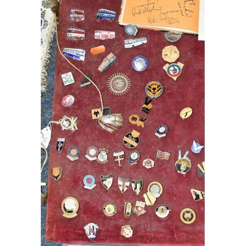 482 - BADGES, ROSETTES, PENDANTS & AUTOGRAPHS, a collection of over eighty metal and enamel badges featuri... 