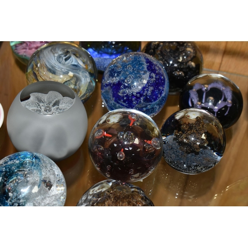 506 - NINE MODERN SCOTTISH GLASS PAPERWEIGHTS AND TWO OTHERS FROM ISLE OF WIGHT AND LANGHAM GLASS, the Sco... 