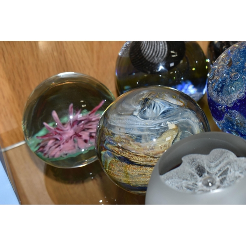 506 - NINE MODERN SCOTTISH GLASS PAPERWEIGHTS AND TWO OTHERS FROM ISLE OF WIGHT AND LANGHAM GLASS, the Sco... 