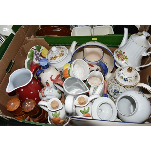 564 - FIVE BOXES OF TEA AND DINNER WARES, to include a thirty one piece Johnson Bros Eternal Beau dinner s... 