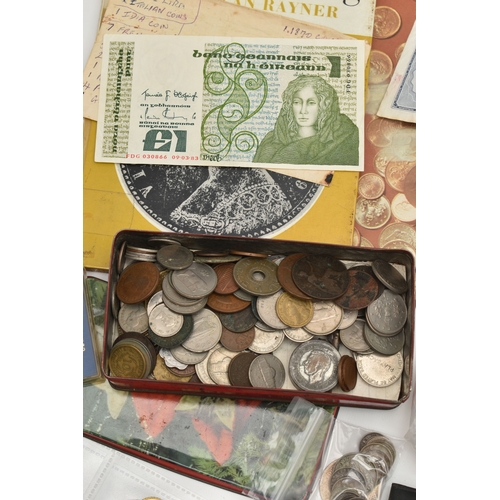 164 - A PLASTIC TRAY CONTAINING MIXED COINAGE, BANKNOTES AND COMMEMORATIVES, to include an Edward VII Flor... 