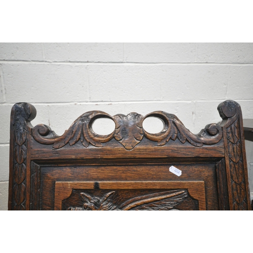 1269 - A 17TH CENTURY OAK LANCASHIRE CHAIR/HALL CHAIR, with scrolled crest, backrest depicting a mythical w... 