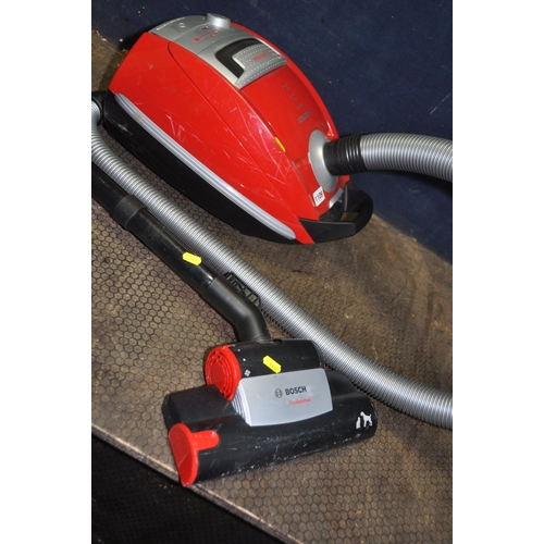 1109 - A BOSCH GL-50 VACUUM CLEANER with hose, pipe and floor head (PAT pass and working)