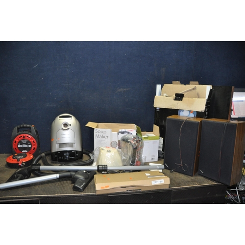 1115 - A COLLECTION OF HOUSEHOLD ELECTRICALS including an Electrolux Mega power vacuum cleaner (PAT pass an... 