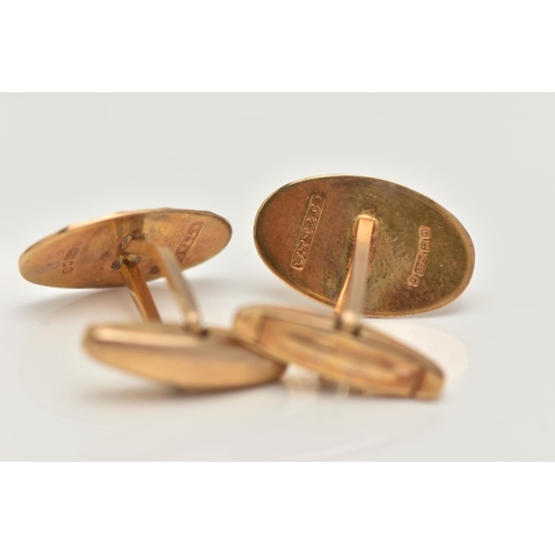 15 - A PAIR OF 9CT GOLD CUFFLINKS, oval cufflinks with engine turned pattern, hallmarked 9ct Birmingham, ... 