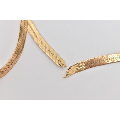 59 - A 9CT GOLD FLAT HERRINGBONE CHAIN, AF fitted with a spring clasp, hallmarked 9ct Sheffield, approxim... 