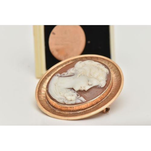 63 - A 9CT GOLD CAMEO BROOCH AND A PENDANT, oval carved shell cameo depicting a lady in profile, collet s... 