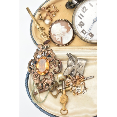 148 - A SELECTION OF ANTIQUE JEWELLERY, to include a late Victorian citrine brooch, a watch key with ameth... 