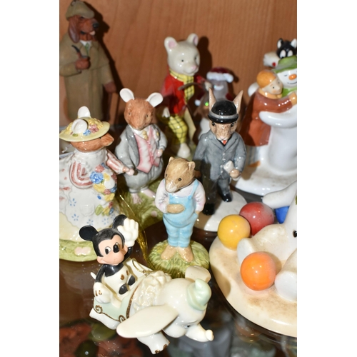 332 - A GROUP OF CHARACTER FIGURES, to include Royal Doulton Brambly Hedge 'The Bride and Groom' DBH44, Ro... 