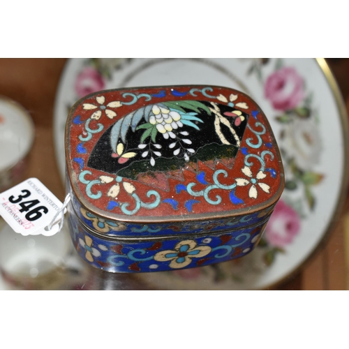 346 - THREE PIECES OF ORIENTAL CLOISONNE, comprising a trinket box with a hinged lid, blue decoration arou... 