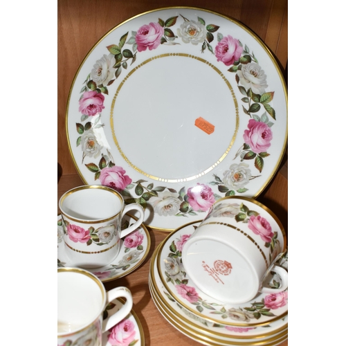 352 - A GROUP OF ROYAL WORCESTER 'ROYAL GARDEN' PATTERN TEA AND COFFEEWARE, comprising a celebration cake ... 