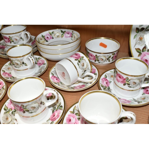 352 - A GROUP OF ROYAL WORCESTER 'ROYAL GARDEN' PATTERN TEA AND COFFEEWARE, comprising a celebration cake ... 