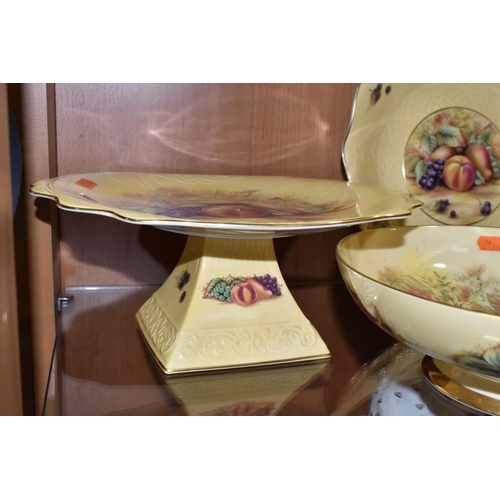 363 - AYNSLEY 'ORCHARD GOLD' PATTERN BOWLS AND DISHES, comprising a pumpkin shaped bowl, height 9cm (six o... 