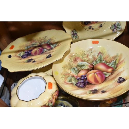 363 - AYNSLEY 'ORCHARD GOLD' PATTERN BOWLS AND DISHES, comprising a pumpkin shaped bowl, height 9cm (six o... 