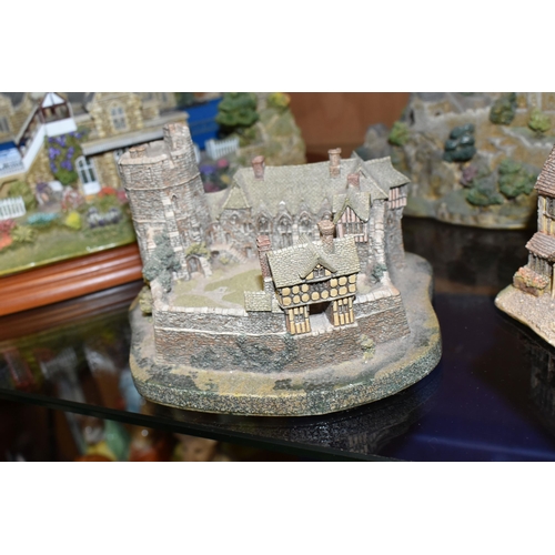 368 - A GROUP OF LILLIPUT LANE SCULPTURES, comprising The Coronation At Lancaster Station L2616 1953-2006 ... 