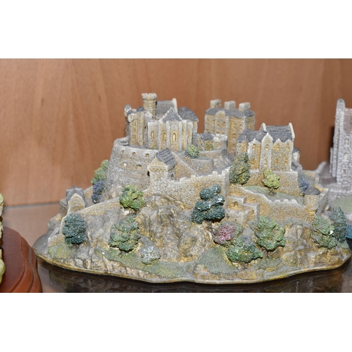 368 - A GROUP OF LILLIPUT LANE SCULPTURES, comprising The Coronation At Lancaster Station L2616 1953-2006 ... 