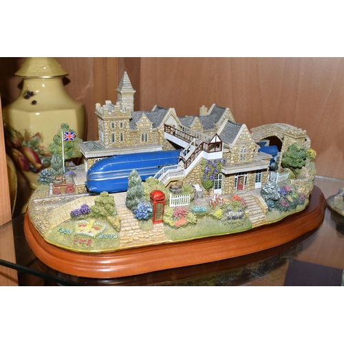 368 - A GROUP OF LILLIPUT LANE SCULPTURES, comprising The Coronation At Lancaster Station L2616 1953-2006 ... 