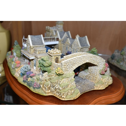 368 - A GROUP OF LILLIPUT LANE SCULPTURES, comprising The Coronation At Lancaster Station L2616 1953-2006 ... 