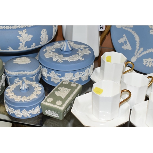 373 - A GROUP OF WEDGWOOD JASPERWARE AND A WEDGWOOD OCTAGONAL GOLD GILT COFFEE SET, comprising a coffee po... 