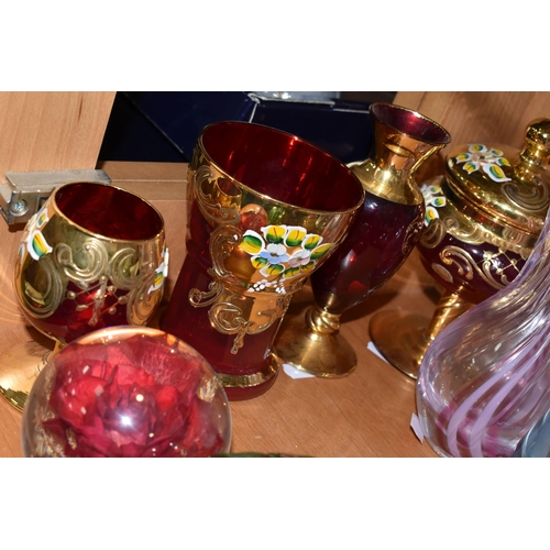 395 - A COLLECTION OF DECORATIVE GLASS ITEMS, to include a Mdina pulled lobe / ear vase, Mdina paperweight... 