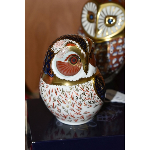 405 - TWO BOXED ROYAL CROWN DERBY 21st ANNIVERSARY PAPERWEIGHTS, comprising 'Barn Owl' and 'Tawny Owl', bo... 