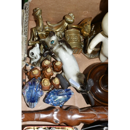 419 - THREE BOXES AND LOOSE CERAMICS, GLASS, METAL WARES, TREEN, TOYS AND SUNDRY ITEMS, to include six Wad... 