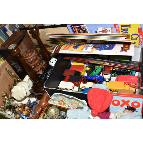 419 - THREE BOXES AND LOOSE CERAMICS, GLASS, METAL WARES, TREEN, TOYS AND SUNDRY ITEMS, to include six Wad... 