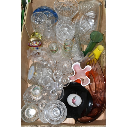 448 - TWO BOXES AND LOOSE ASSORTED GLASSWARES AND CERAMICS, to include a vintage Job Wragg soda syphon, pa... 