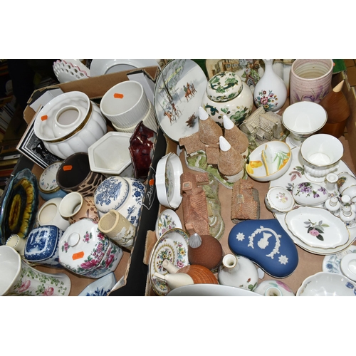 504 - FOUR BOXES AND LOOSE CERAMICS AND OTHER ORNAMENTS, to include a Paragon two part preserve dish paint... 