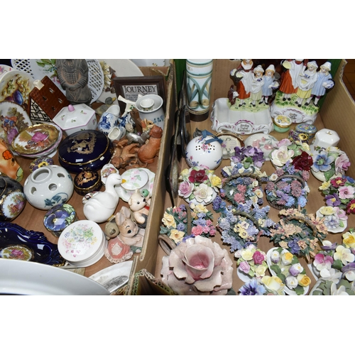 504 - FOUR BOXES AND LOOSE CERAMICS AND OTHER ORNAMENTS, to include a Paragon two part preserve dish paint... 