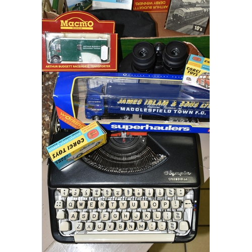 516 - A BOX AND LOOSE TYPEWRITER, DIECAST VEHICLES AND SUNDRY ITEMS, to include an Olympia Splendid 66 cas... 