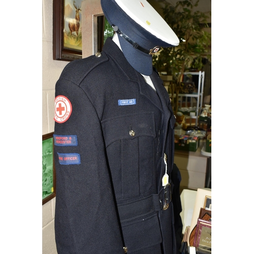 544 - VINTAGE BRITISH RED CROSS UNIFORM, MILITARY AND OTHER BUTTONS, BADGES, ETC, TOGETHER WITH ASSORTED P... 