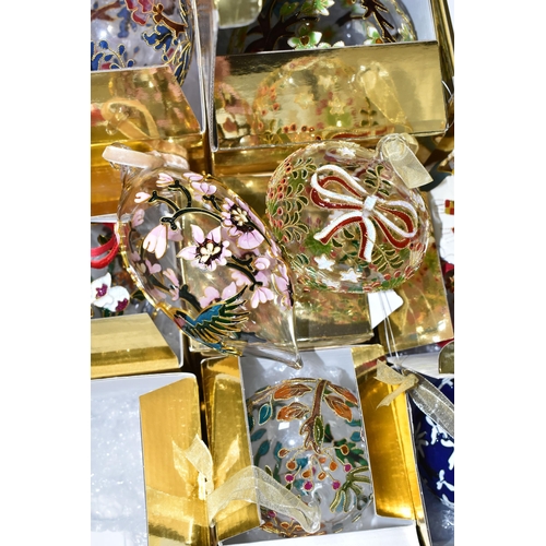 558 - A BOX OF THIRTY BOXED ENESCO 'TREASURY ORNAMENTS' ENAMELLED GLASS CHRISTMAS TREE ORNAMENTS, two of e... 