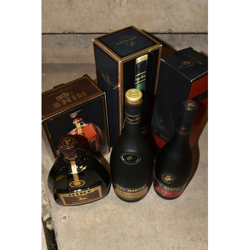 262 - THREE BOTTLE OF FINE CHAMPAGNE COGNAC comprising one 1L bottle of HINE V.S.O.P, 40% vol. 100cl, one ... 