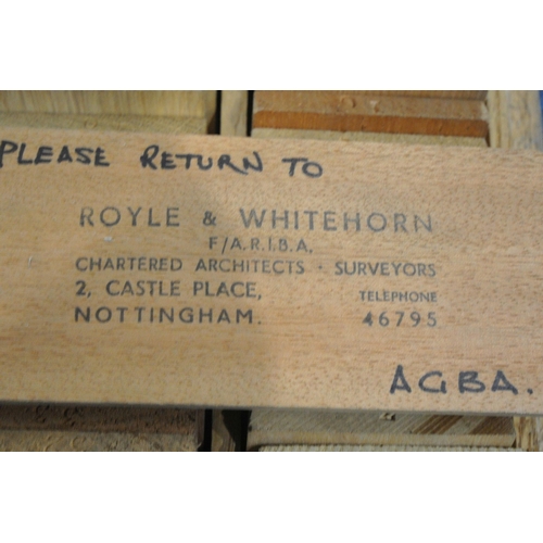 1048 - A FITCHETT AND WOOLLACOTT WOOD SAMPLE BOX, containing sixty samples, box length 40cm x depth 18cm x ... 