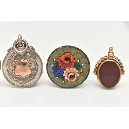 26 - A SMALL ASSORTMENT OF JEWELLERY, to include a 9ct gold swivel fob, set with carnelian and bloodstone... 