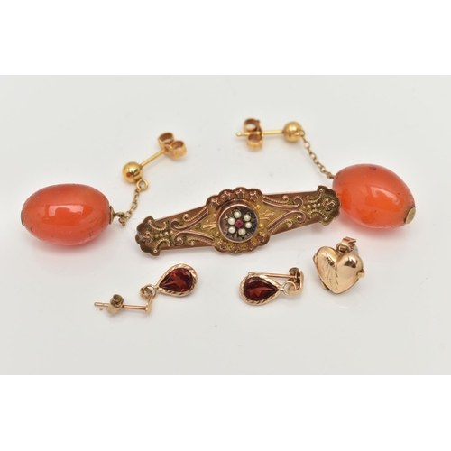 28 - A SMALL ASSORTMENT OF JEWELLERY, to include a late Victorian 9ct gold seed pearl and paste brooch, f... 