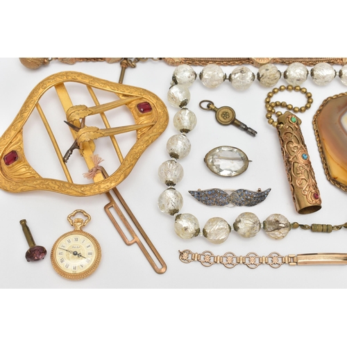 75 - A BAG OF ASSORTED ITEMS, to include a yellow and white metal sweetheart brooch in the form of a carv... 