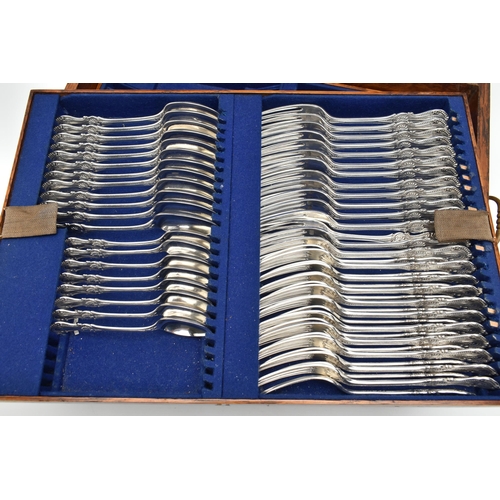 117 - A LATE 19TH CENTURY OAK CASED THREE TIER CANTEEN OF LATE 19TH AND EARLY 20TH SILVER FLATWARE BY ELKI... 