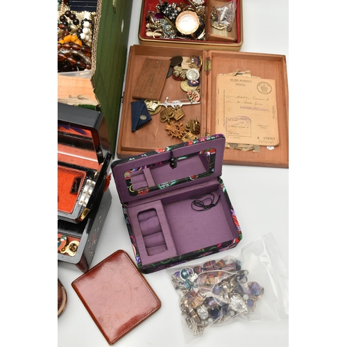 131 - A BOX OF ASSORTED ITEMS, to include an early 20th century garnet brooch with a vacant glass panel to... 