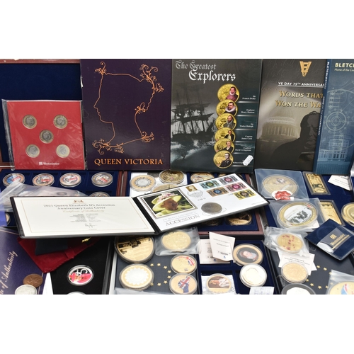 138 - A LARGE AND SMALL CARDBOARD BOXES CONTAINING UK COINS AND COMMEMORATIVES, to include many gold layer... 