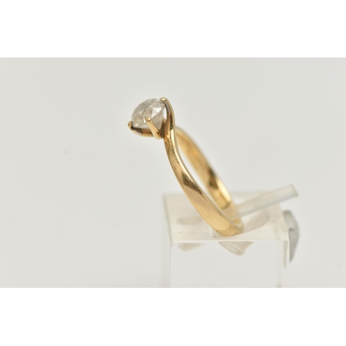 142 - A SINGLE STONE DIAMOND RING, round brilliant cut diamond, four prong set in a 18ct yellow gold twist... 