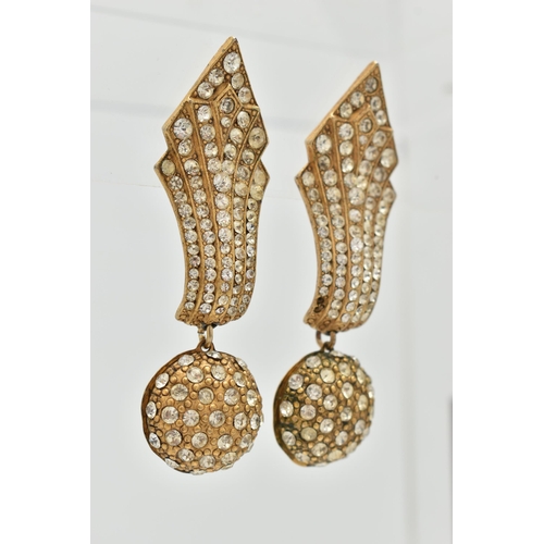 147 - A PAIR OF 'ASKEW' CLIP ON EARRINGS, a pair of large statement earrings, yellow metal and paste, fitt... 