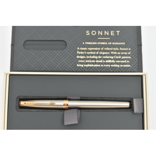 87 - A 'PARKER' SONNET FOUNTAIN PEN, a boxed Cisele pattern fountain pen, (condition report: boxed and in... 