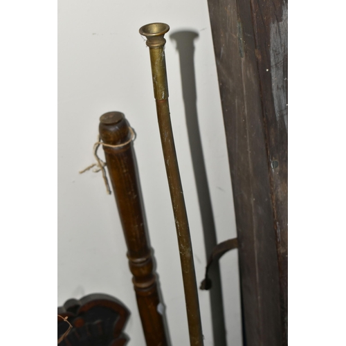 364 - A BAROMETER, COACHING/HUNTING HORNS, A RATTLE AND A WARMING PAN, comprising a horn, brass and plate ... 