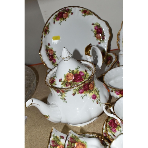 421 - A ROYAL ALBERT 'OLD COUNTRY ROSES' PATTERN TEA SET, comprising teapot, sugar bowl, milk jug, six cup... 