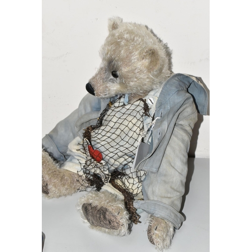 456 - A MARIE ROBISCHON COLLECTORS BEAR, 'The Happy Sailor', a limited edition bear numbered 10/12, grey '... 